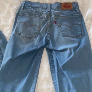 Levi's 710 SUPER SKINNY WOMEN'S JEANS